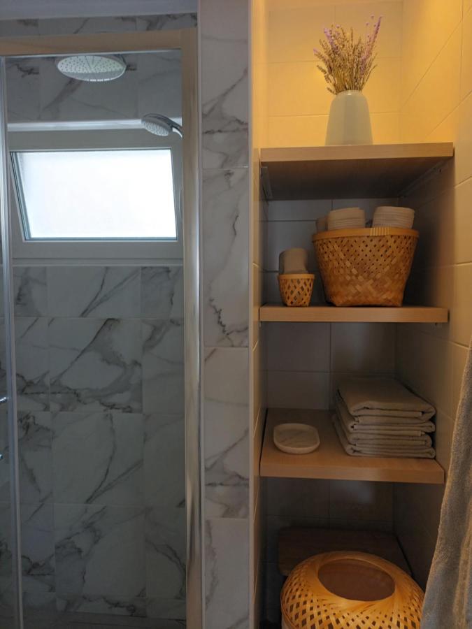 Jesliving Hvar - 2 Bedroom Elegant Apartment With Sea View In Historic Center Of Хвар Екстериор снимка